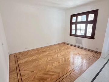 Departamento en venta - 2 Dormitorios 2 Baños - 78Mts2 - San Nicolás