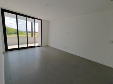 Casa con pileta en Pilara