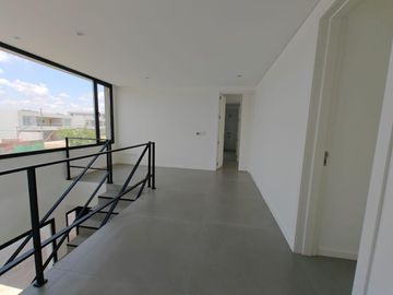 Casa con pileta en Pilara