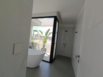 Casa con pileta en Pilara