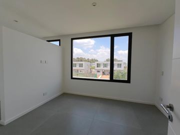 Casa con pileta en Pilara
