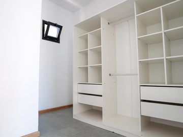 Departamento tipo dúplex 2 ambientes en venta en Tigre centro