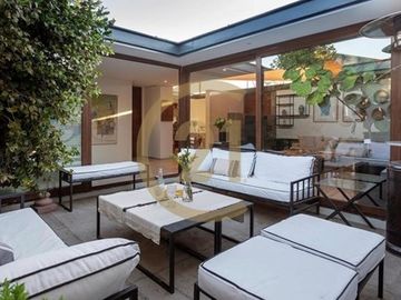 Preciosa casa en venta en Vitacura