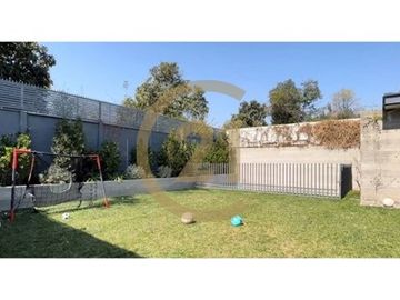 Preciosa casa en venta en Vitacura