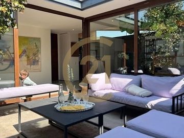 Preciosa casa en venta en Vitacura