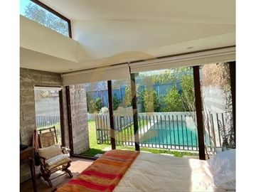 Preciosa casa en venta en Vitacura