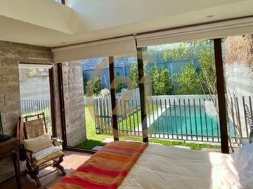 Preciosa casa en venta en Vitacura