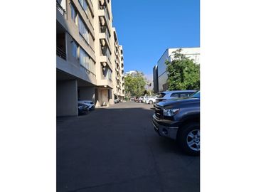 excelente ubicación y condiciones de 92 mts2 en Ñuñoa