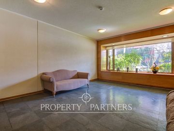 Departamento en venta a pasos de plaza Loreto Cousiño, Providencia