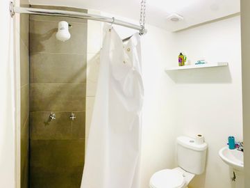 VENTA O CANJE de terreno y casa container. Malchinguí