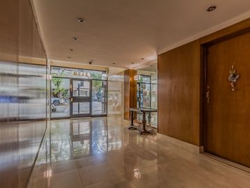 Venta Depto. 4 ambientes.  Recoleta. Refaccionado