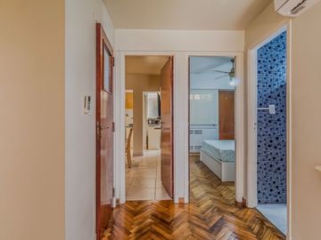 Venta Depto. 4 ambientes.  Recoleta. Refaccionado