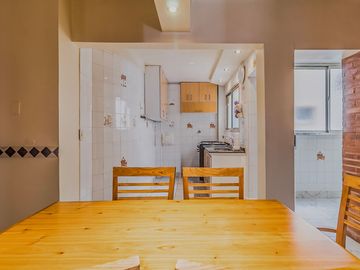 Venta Depto. 4 ambientes.  Recoleta. Refaccionado