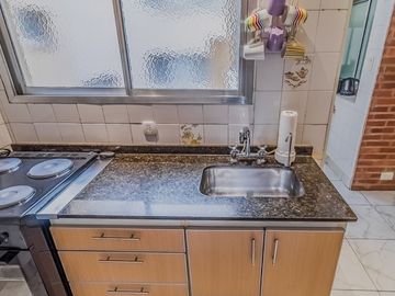 Venta Depto. 4 ambientes.  Recoleta. Refaccionado