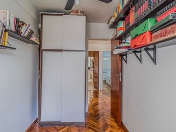 Venta Depto. 4 ambientes.  Recoleta. Refaccionado