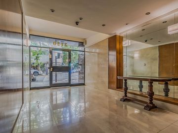 Venta Depto. 4 ambientes.  Recoleta. Refaccionado