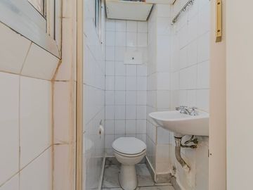 Venta Depto. 4 ambientes.  Recoleta. Refaccionado