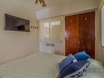 Venta Depto. 4 ambientes.  Recoleta. Refaccionado