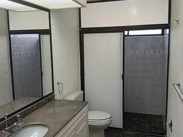 VENTA DE CASA DE 3 RECAMARAS EN EX HACIENDA LA NORIA ATRAS DE SAMS CLUB LA NORIA