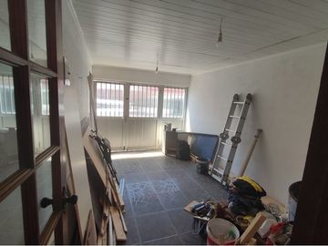 Se vende  casa remodelada y ampliada