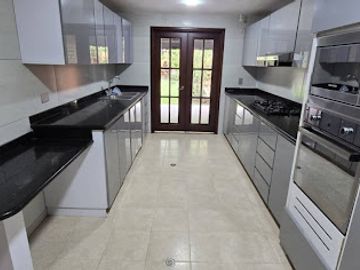 VENTA de CASA RESIDENCIAL en BUCARAMANGA