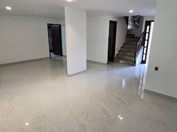 VENTA de CASA RESIDENCIAL en BUCARAMANGA
