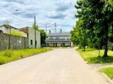 Casa en venta - 3 dormitorios 2 baños - 636Mts2 - General Belgrano