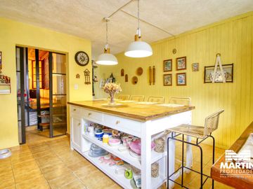 Casa en venta 4 amb con jardín en Mart.-Santa Fe/Fleming