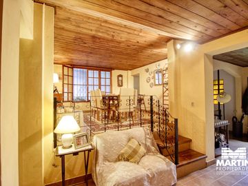 Casa en venta 4 amb con jardín en Mart.-Santa Fe/Fleming