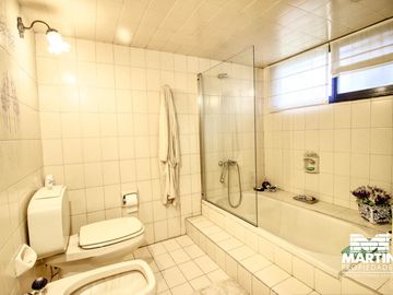 Casa en venta 4 amb con jardín en Mart.-Santa Fe/Fleming