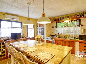 Casa en venta 4 amb con jardín en Mart.-Santa Fe/Fleming
