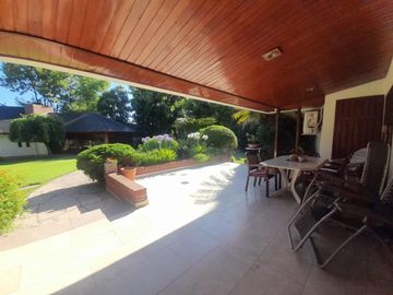 Casa en  venta en Castelar Norte