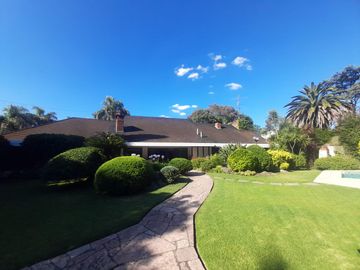 Casa en  venta en Castelar Norte