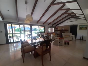Casa en  venta en Castelar Norte