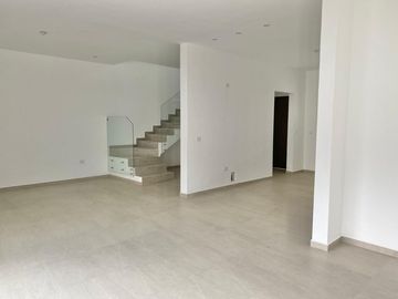 Venta de Casa en Álamo Sur!