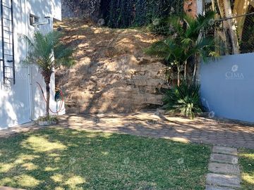 Venta 2 casas en  Lomas de Tetela, Cuernavaca - V358
