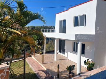 Venta 2 casas en  Lomas de Tetela, Cuernavaca - V358