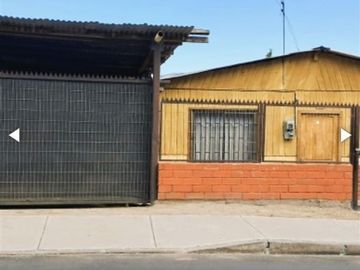 Casa en Venta en Manuel Bulnes con Tomas Davis