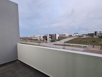 Casa en VENTA DISEÑO UNICO en PUNTA TIBURON