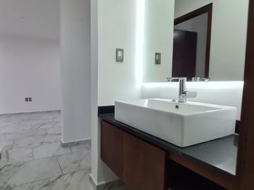 Casa en VENTA DISEÑO UNICO en PUNTA TIBURON
