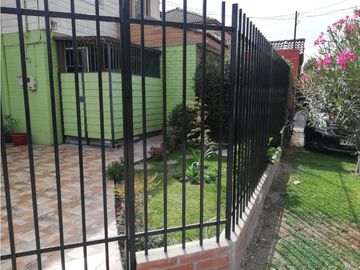 Casa Esquina ideal para comercio de 138 mts2 Ciudad Satélite