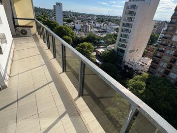HERMOSO DPTO EN VENTA: 2 Dormitorios  2 Baños   GRAN BALCON   excelente VISTA.