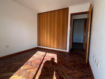 HERMOSO DPTO EN VENTA: 2 Dormitorios  2 Baños   GRAN BALCON   excelente VISTA.