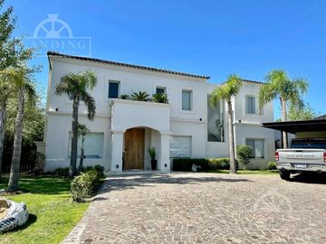 Casa En Venta Castores Nordelta 1100 m2 Pileta Jardin Galeria