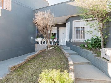 Venta ph 4 amb con gran parque en  Palomar.