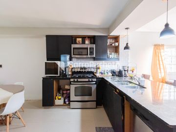 Venta ph 4 amb con gran parque en  Palomar.
