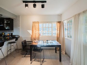 Venta ph 4 amb con gran parque en  Palomar.