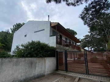 PH en venta - 2 Dormitorios 1 Baño - Cochera - 50Mts2 - Villa Gesell