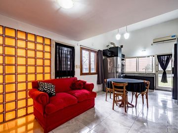 VENTA -Casa - 3 dormitorios - Jardín y piscina - Funes Residencial.