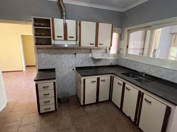 Casa de 3 amb. APTO CREDITO HIPOTECARIO a la venta en Cañuelas